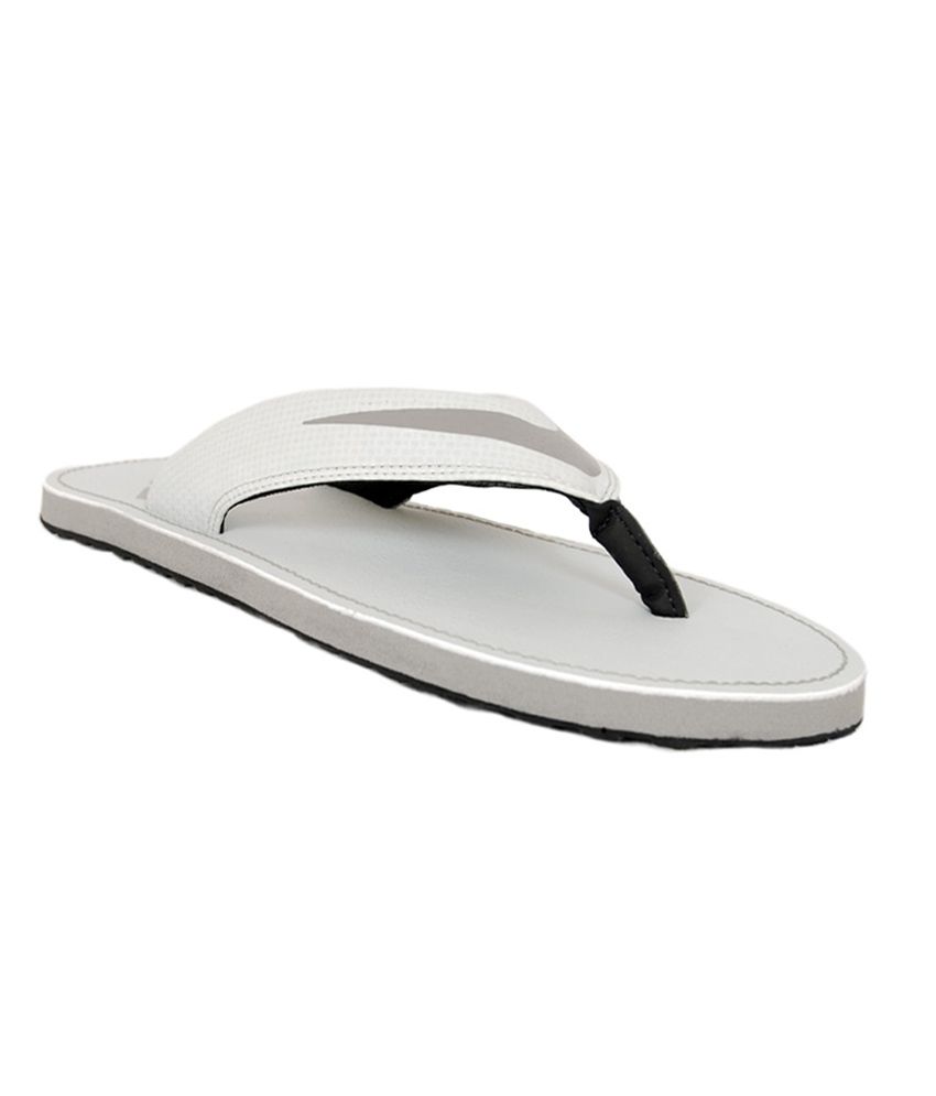 nike grey flip flops
