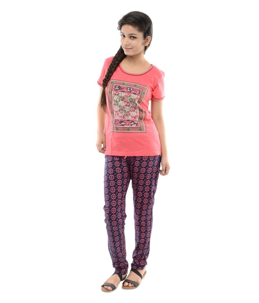 41 OFF on Sweet Touch Multi Cotton Nightsuit Sets on Snapdeal