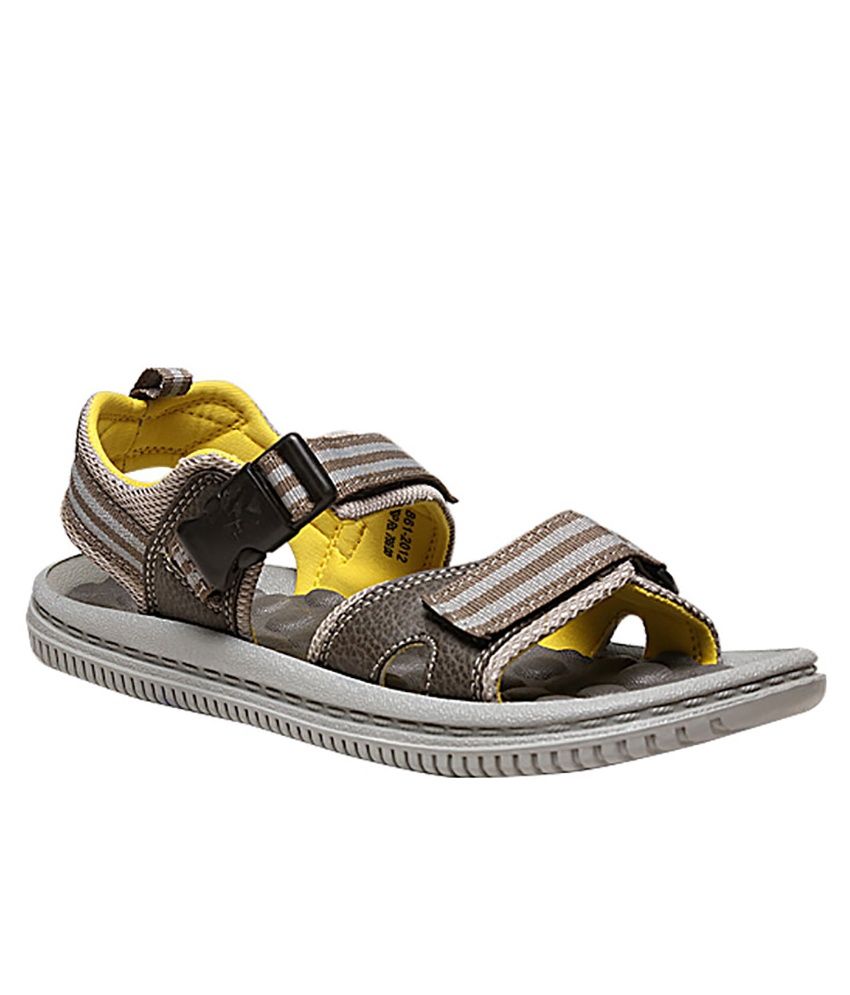 bata hush puppies store near me