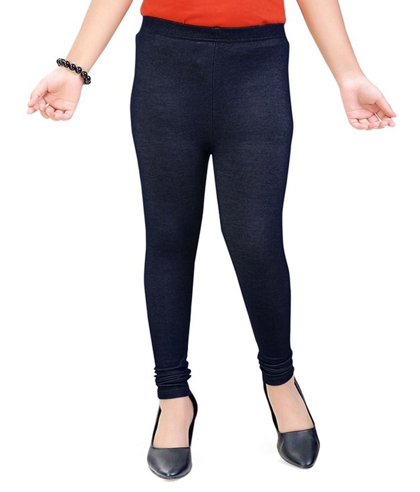 Legging deals Leggings materials Since women's leggings serve different purposes, depending on the occasion, you want to be sure to find them in the right material. From cotton and polyester tofaux leather,with and without linings, leggings are right for almost everyone.
