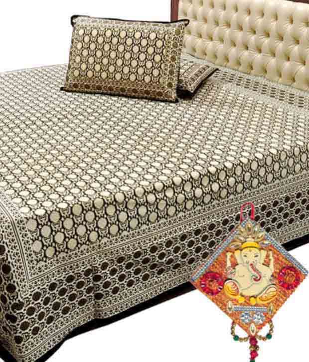 Double bed freebies