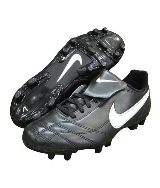 Nike Egoli Fg Black Football Studs Sports available at snapdeal for Rs.1716
