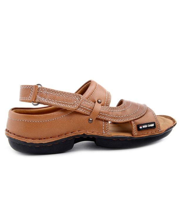 red chief chappals