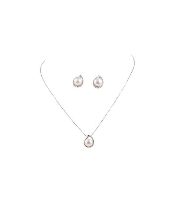 Krishna Pearls And Jewellers White Playful Spree Pearl Chain Necklace Set available at SnapDeal for Rs.5100
