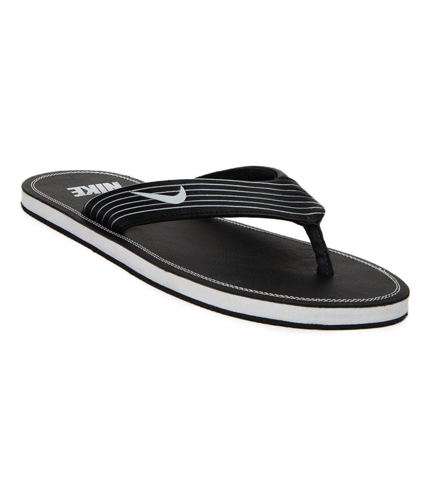 Nike Chroma Thong Black Slippers available at snapdeal for Rs.917