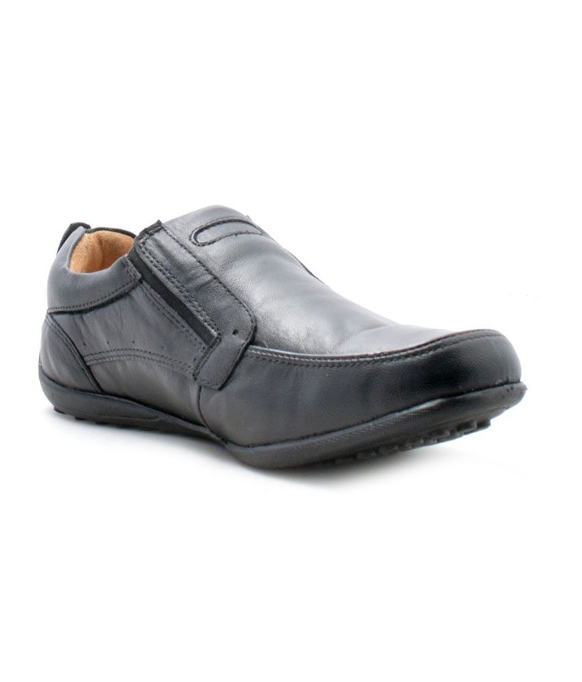 Red Chief Black Leather Stylish Casual Shoes