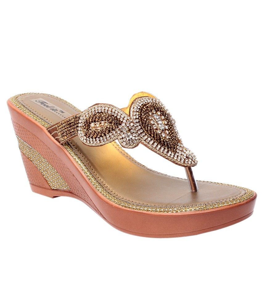 Lady Love Brown Wedges Heeled Slip-on
