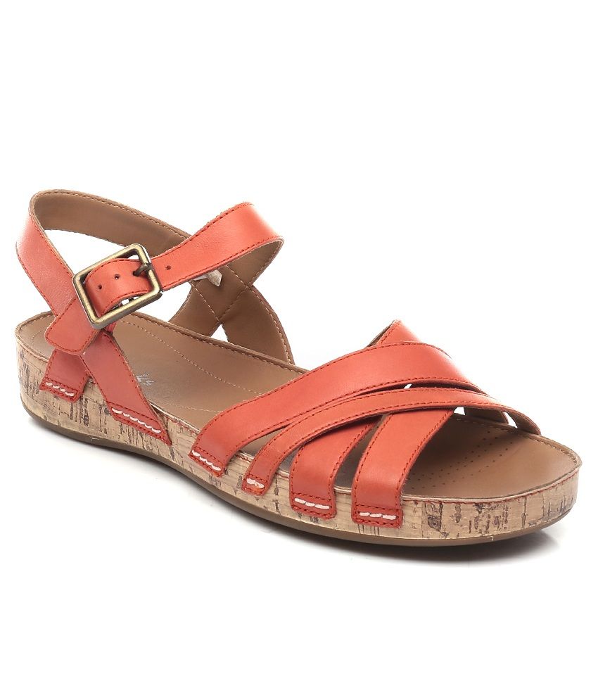 clarks theme tune sandals