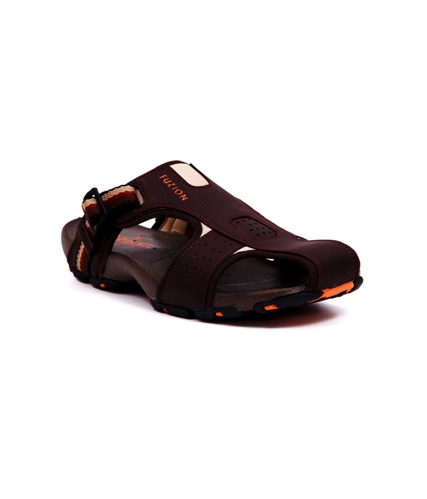 Fuzion chappals hot sale