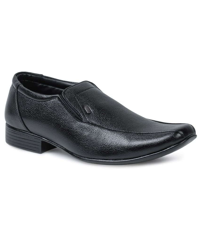 action shoes for mens formal