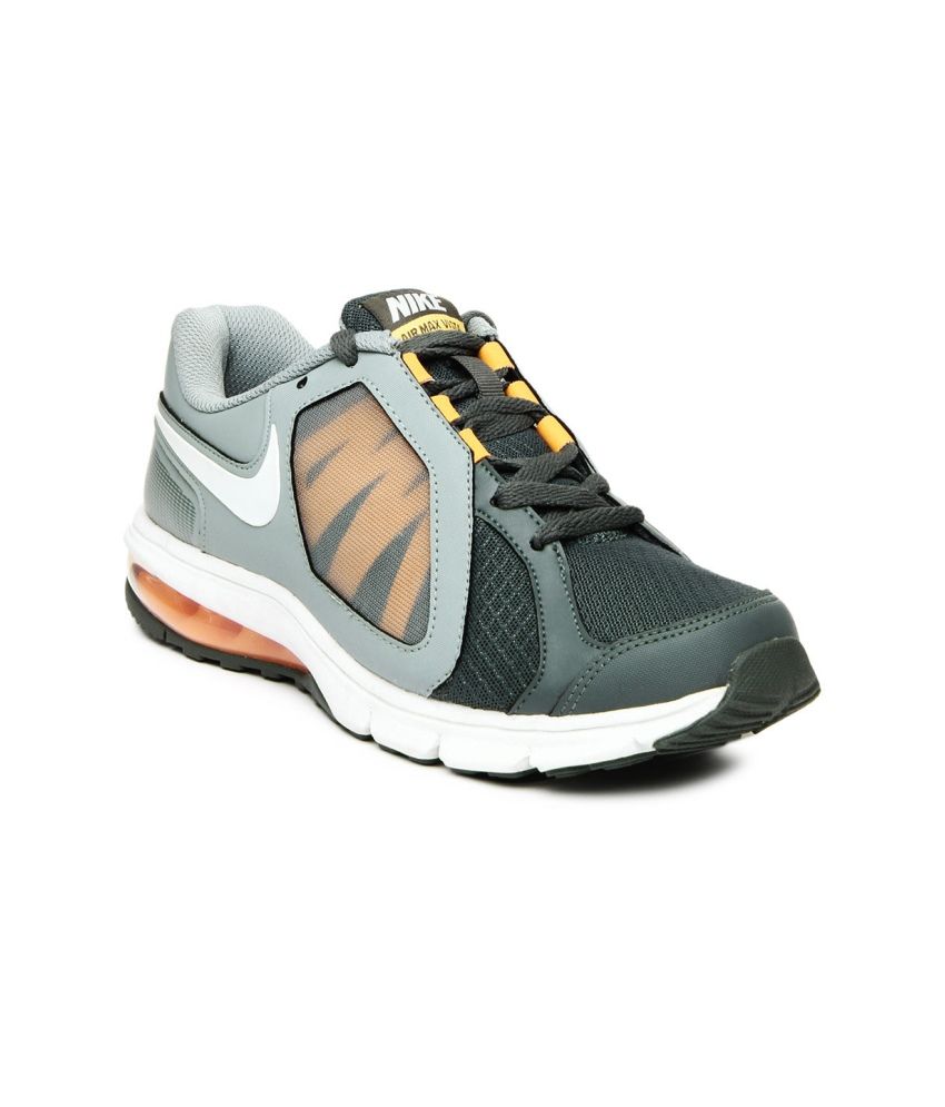 Nike Air Max Vista Gray Sport Shoes available at snapdeal for Rs.3568
