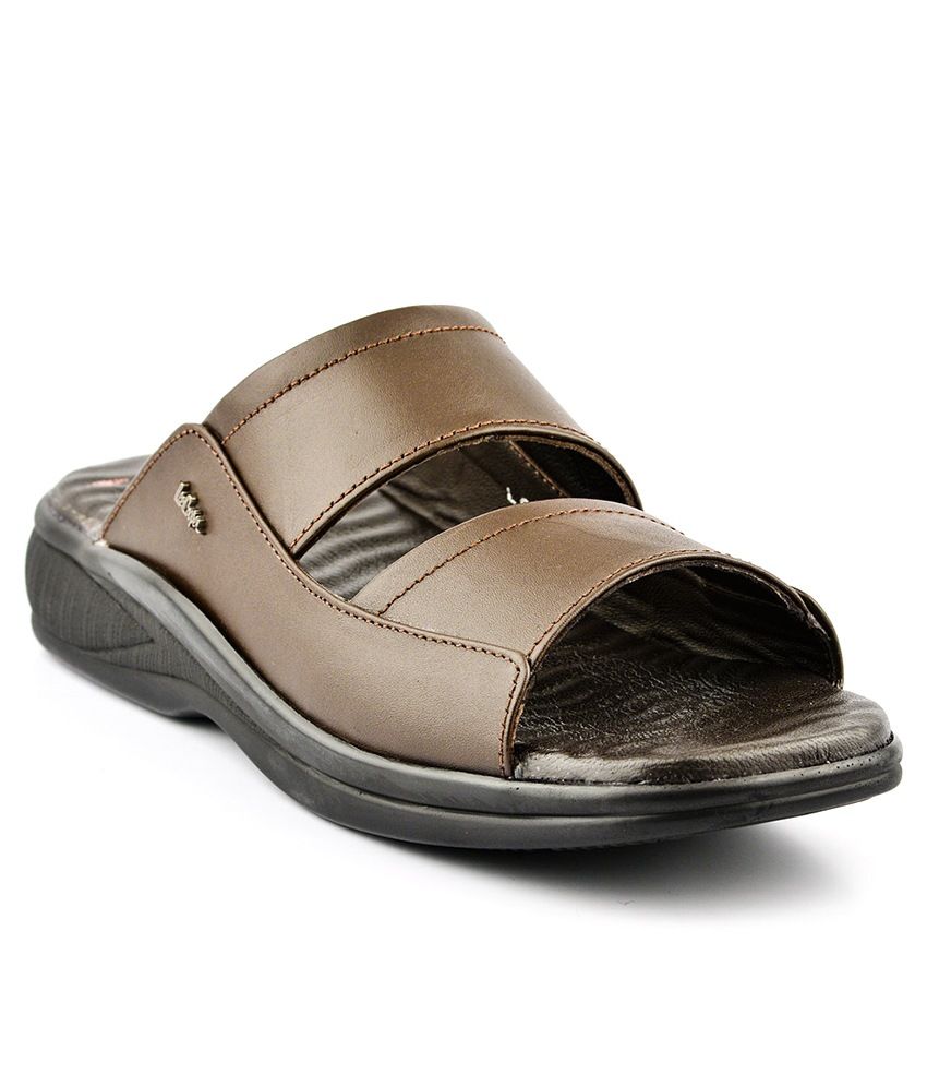 lee cooper tan slippers