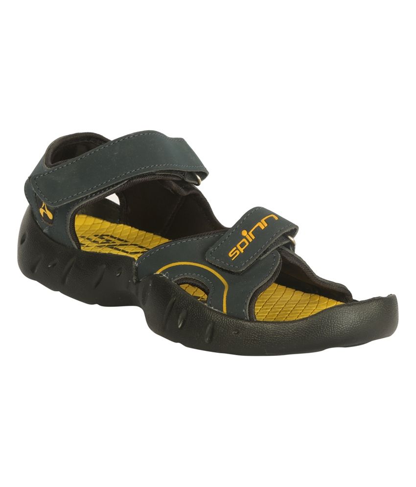 spinn sandals
