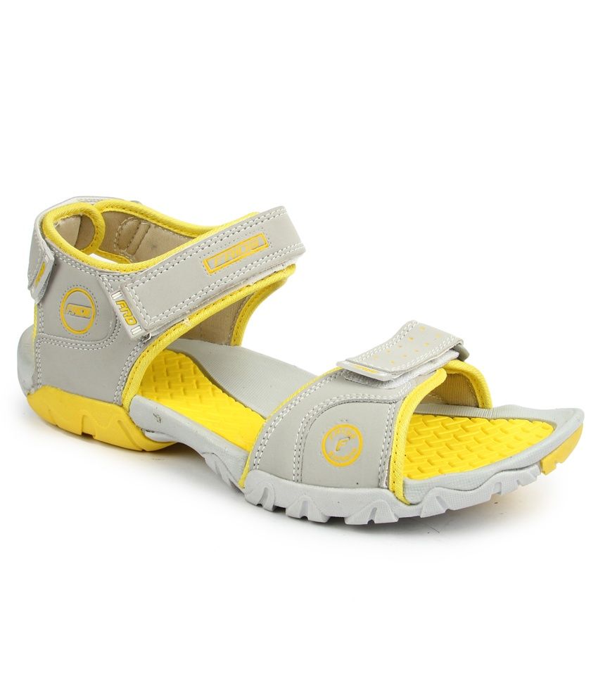 lancer sandals snapdeal