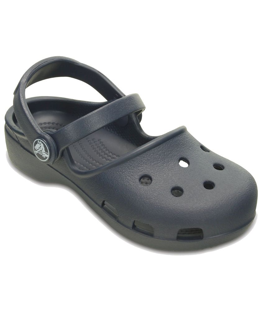 crocs clogs flipkart