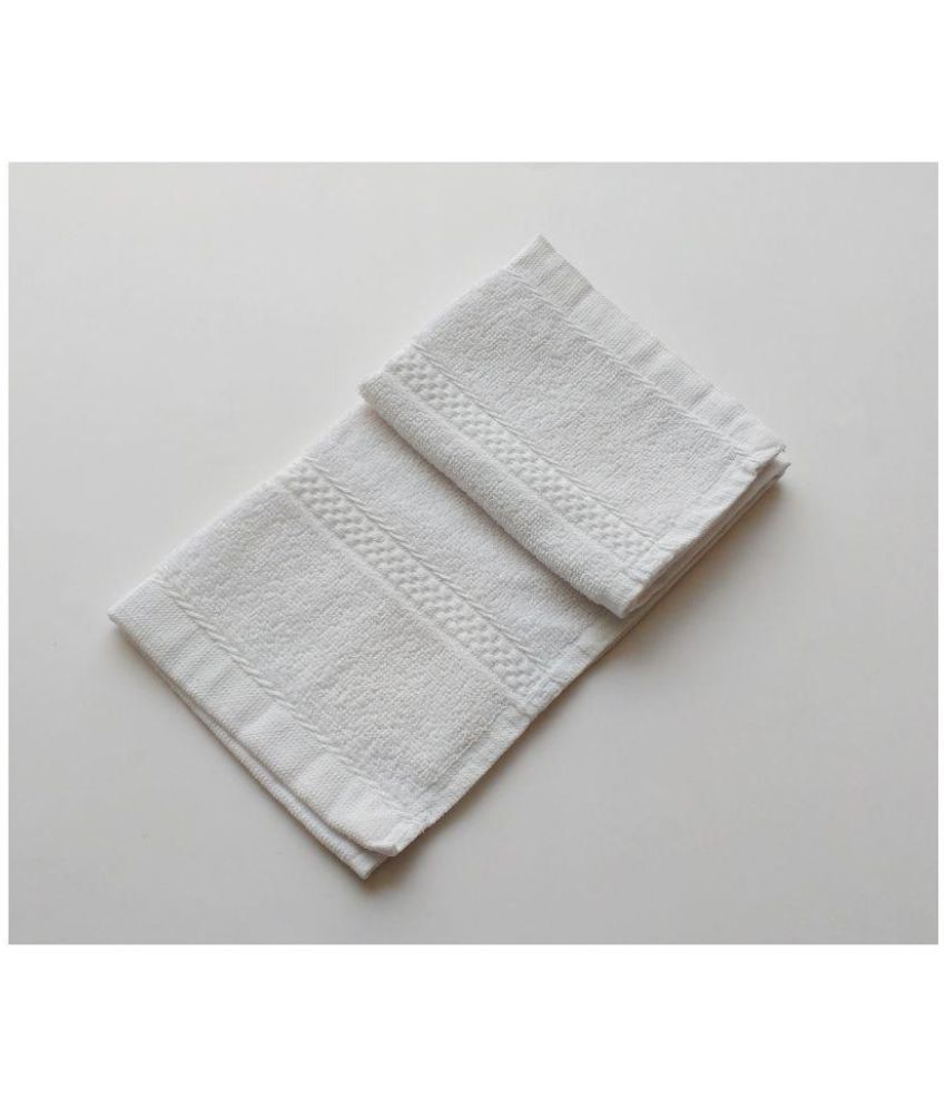 Metro Plus Single Gym Towel White available at snapdeal for Rs.139