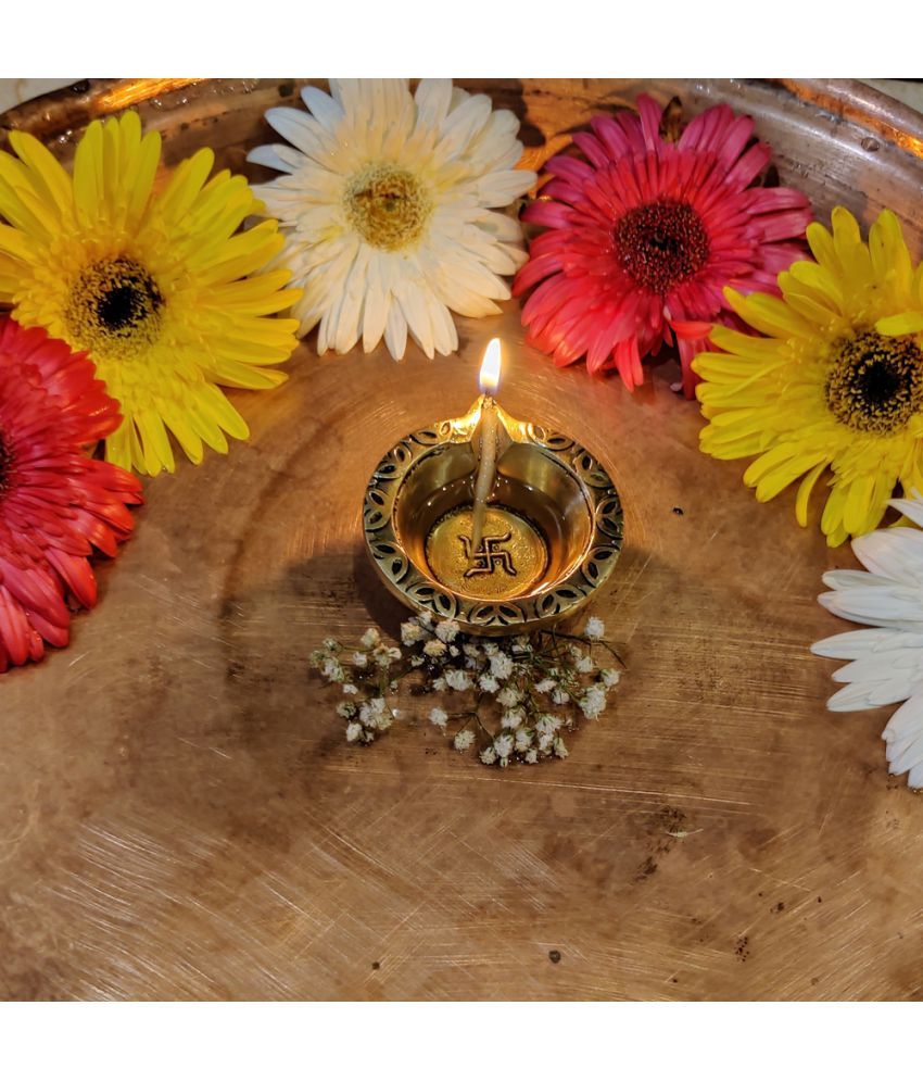 Divya Mantra Brass Floor Diya Pack Of Buy Divya Mantra Brass Floor