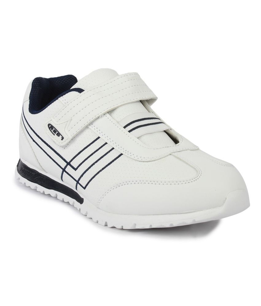 leather sports shoes black
