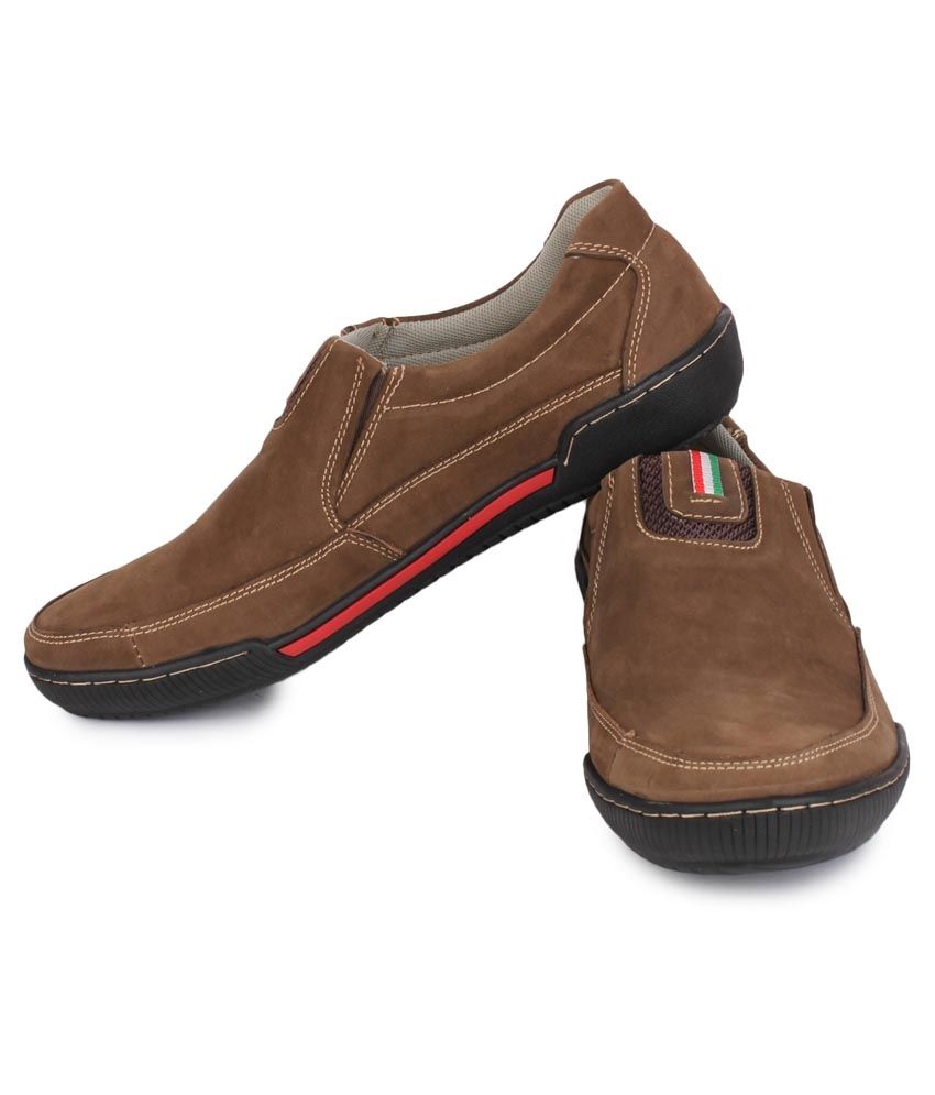 action brown lifestyle shoes