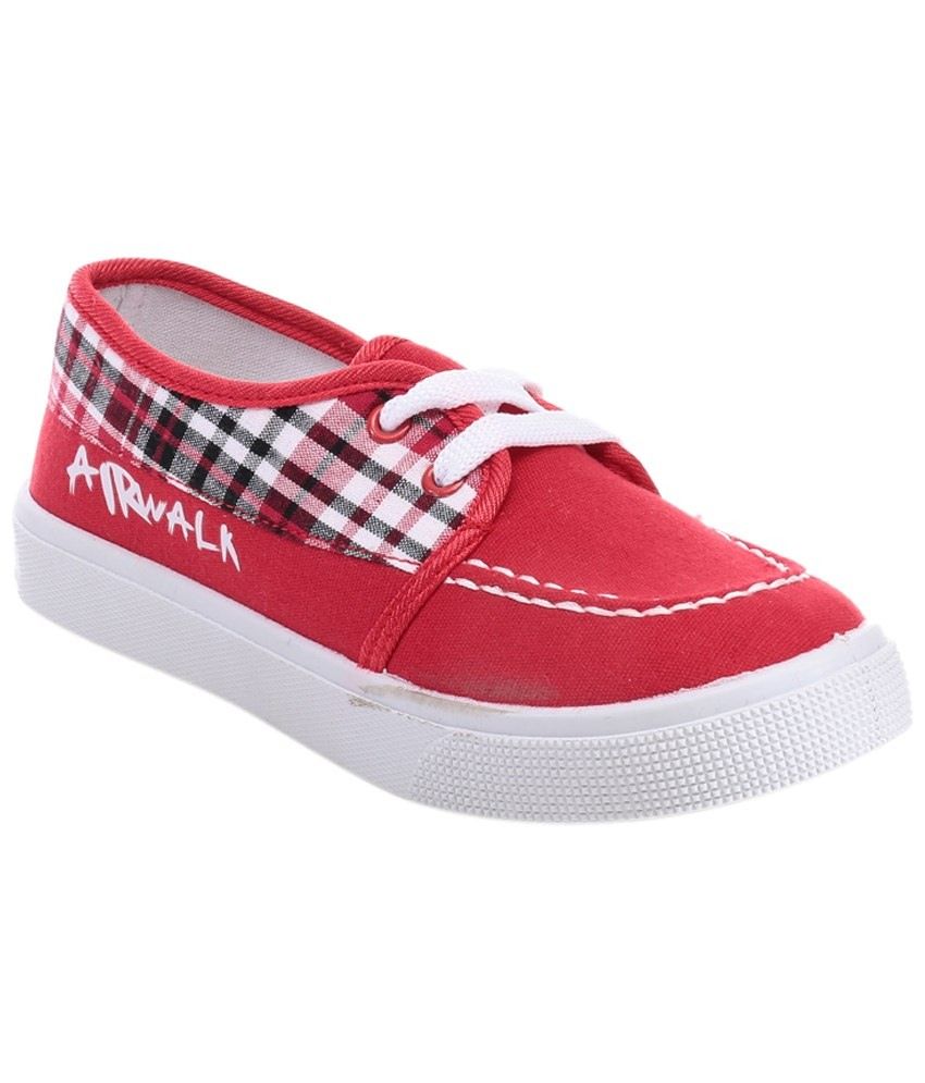 airwalk white canvas shoes