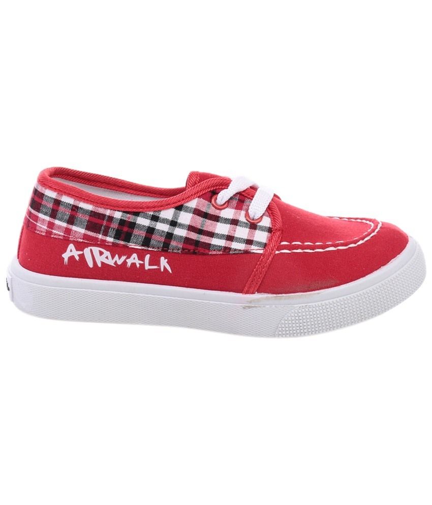 airwalk white canvas shoes