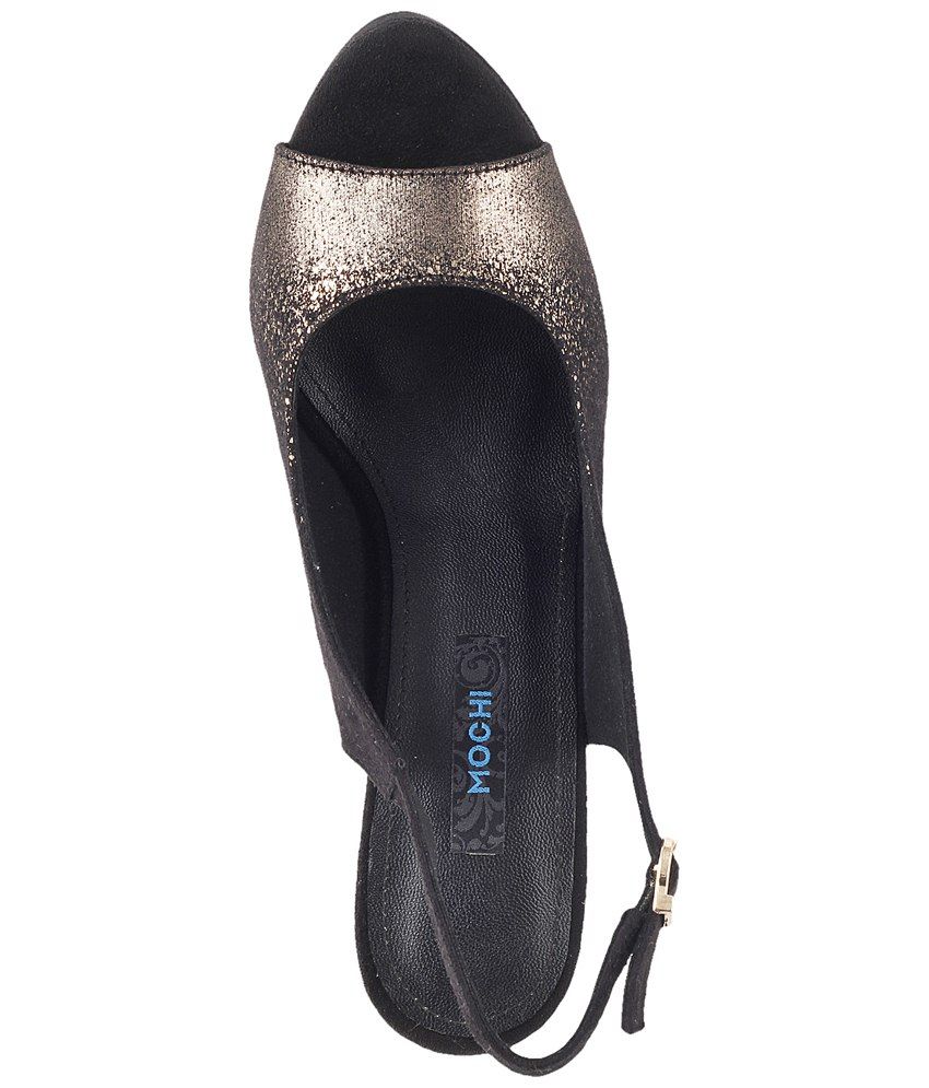 Mochi Gorgeous Black Casual Heeled Sandals for Women Price in India- Buy Mochi Gorgeous Black 