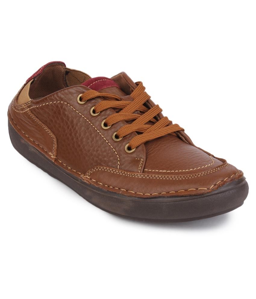 action brown lifestyle shoes