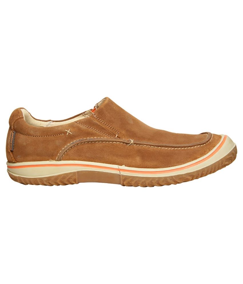 Hush Puppies Gold Casual Shoes Buy Hush Puppies Gold Casual Shoes