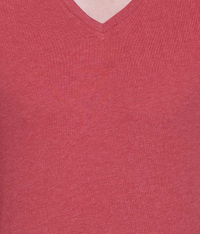 levis red tee