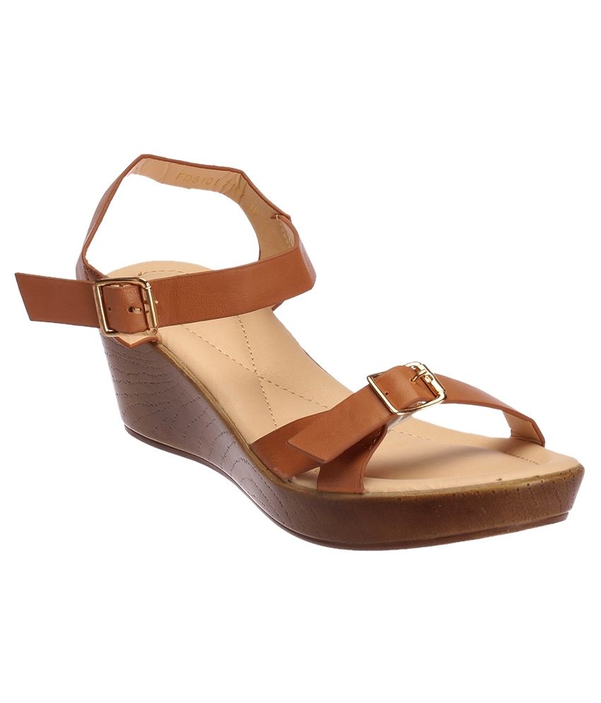 light tan heeled sandals