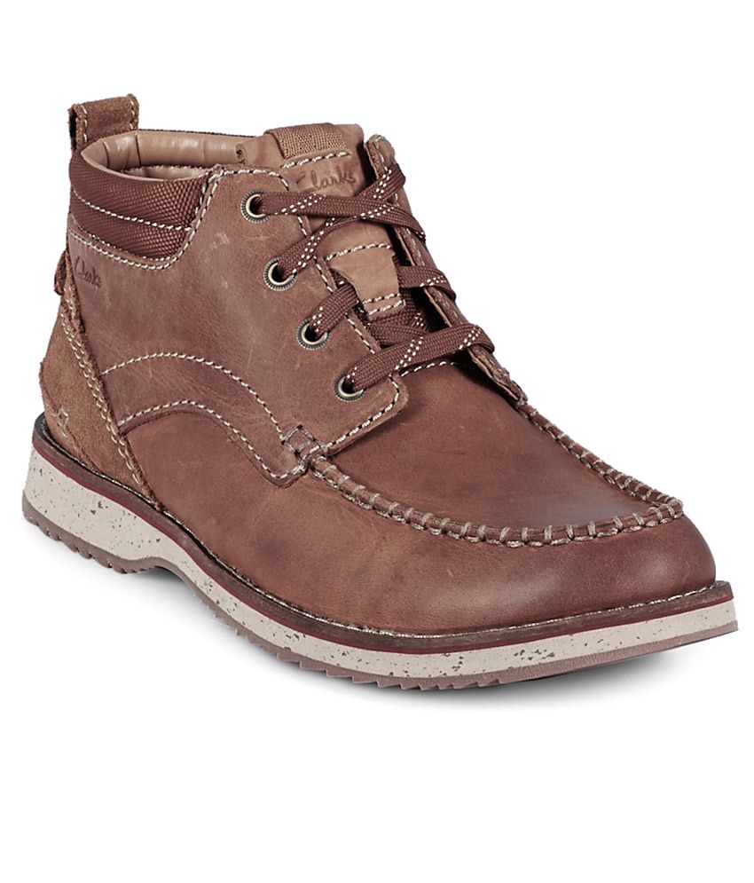 clarks tan booties