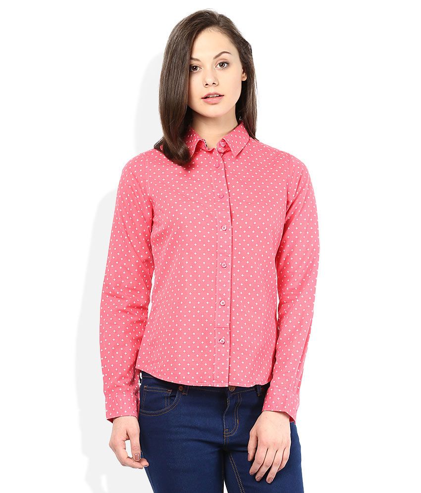 pink collar shirts