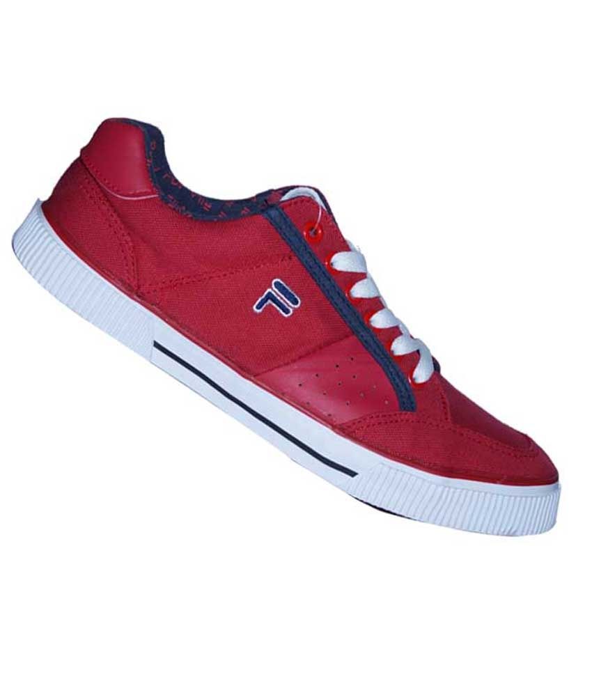 fila canvas trainers