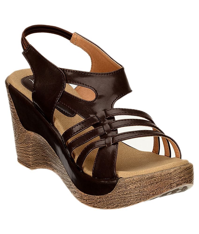 medium heel platform sandals