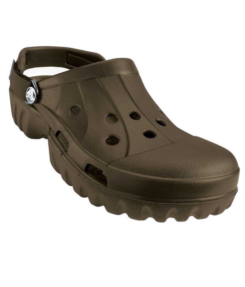 crocs brown sandals