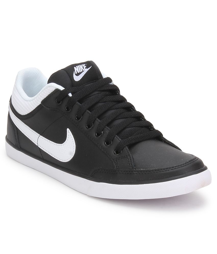 nike capri sneaker