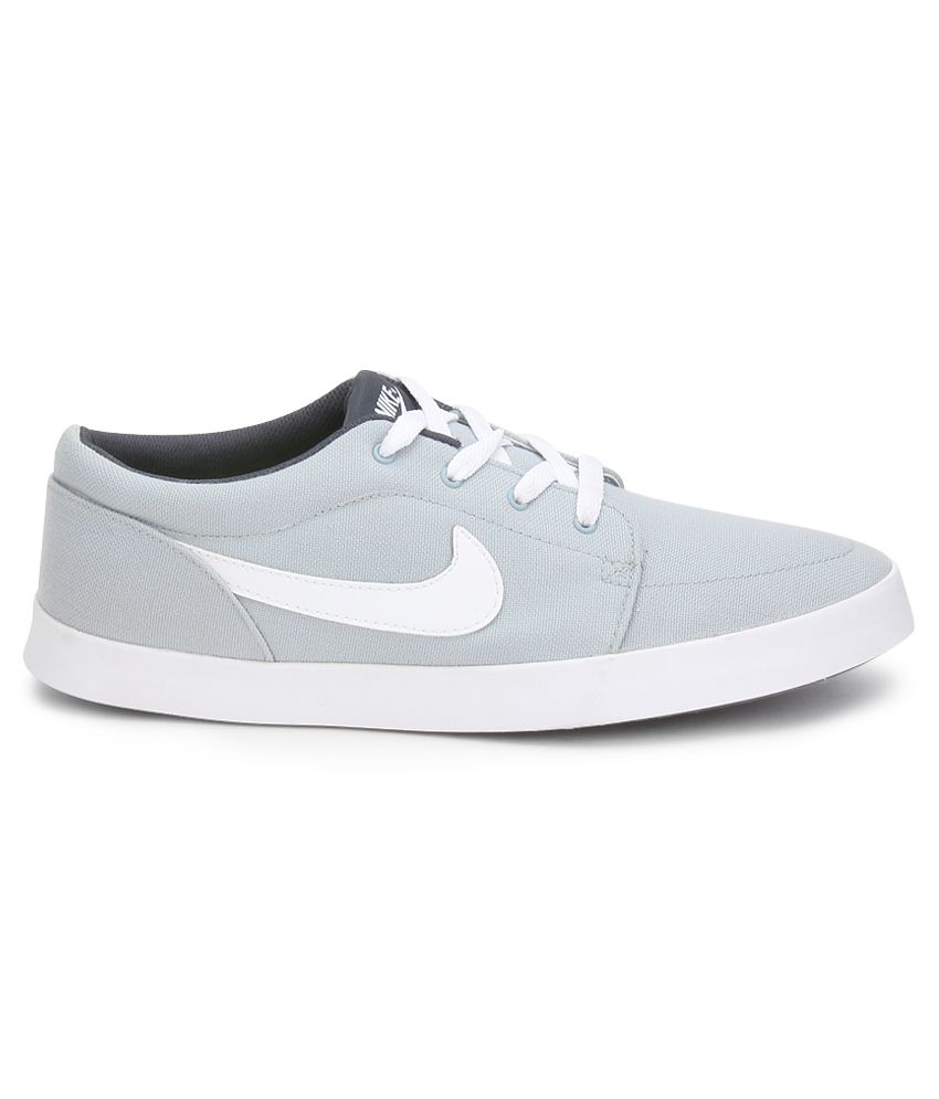 nike voleio