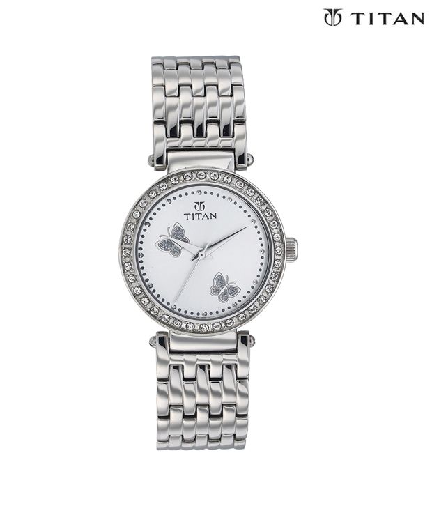 titan ladies smart watch