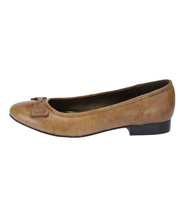 tan ballerina shoes