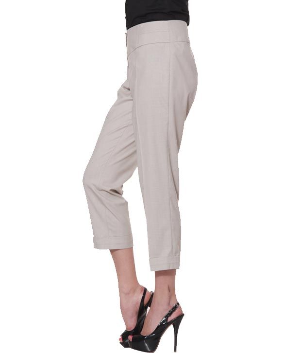 ladies beige cropped trousers