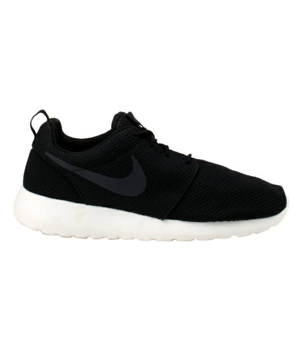 Roshe run 14 sneakers in black & white