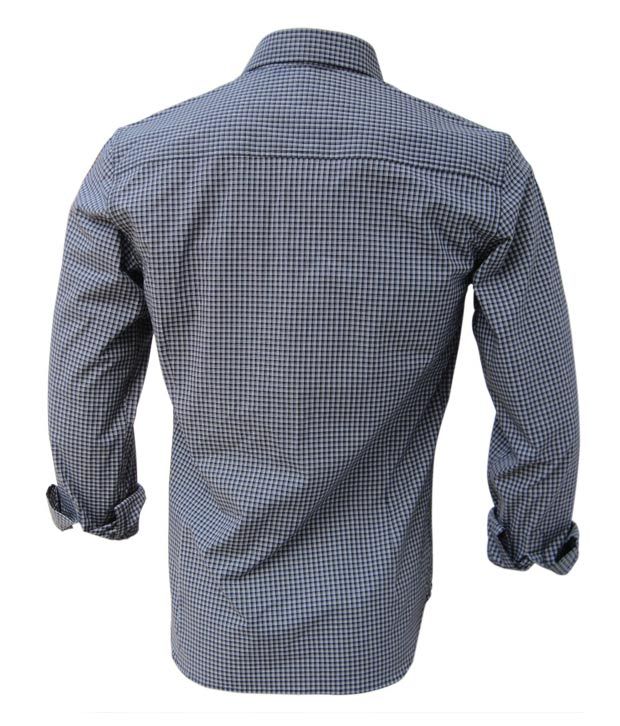 women's black and white checkered shirt