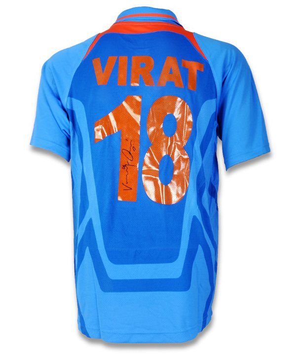 Collectabillia Virat Personally Autographed Team India ...
