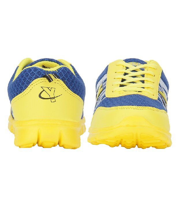yellow sports shoes men