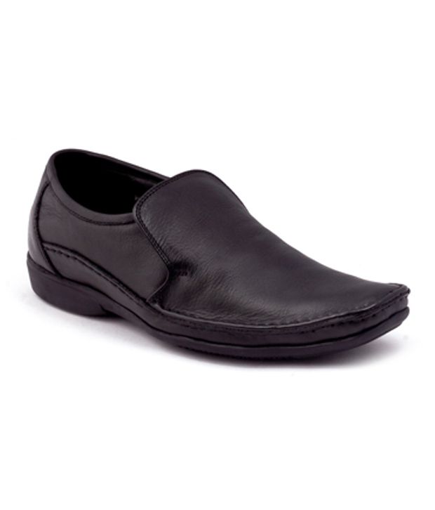 EGOSS Black Formal Shoes Price in India 