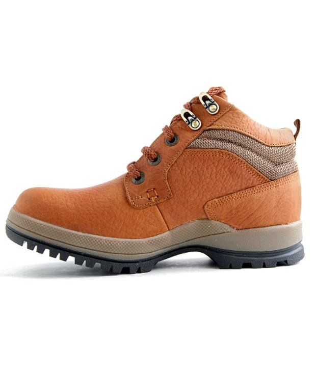 red chief trekking and hiking shoes