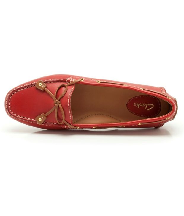 clarks red shoes