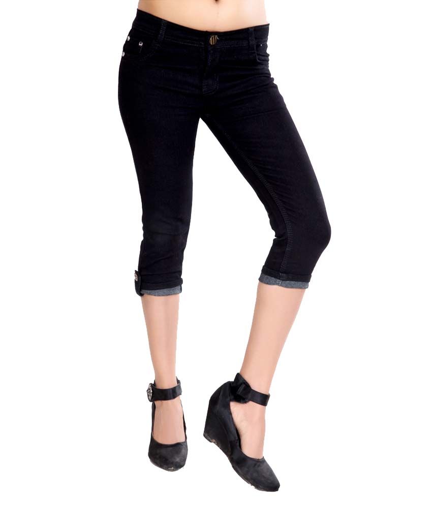 black denim capris