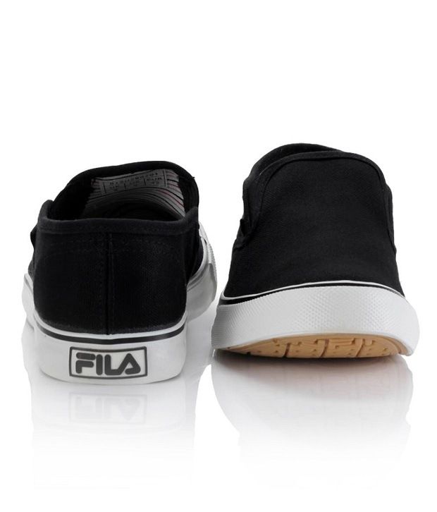 fila black canvas shoes