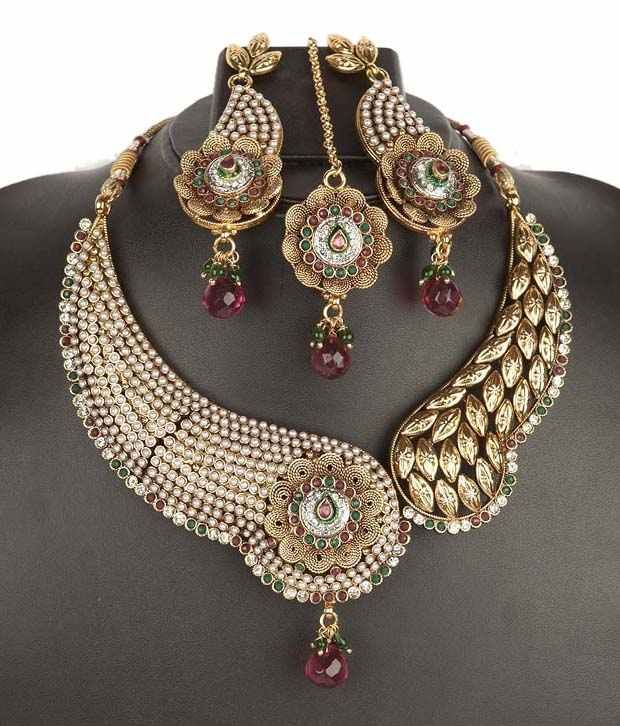 Voylla gold plated necklace set clearance